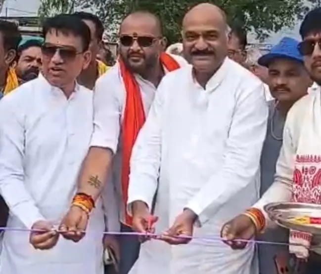 सिवनी में पूर्व विधायक ने रिबन काटकर कर दिया भीमगढ़ पुल का उद्घाटन!