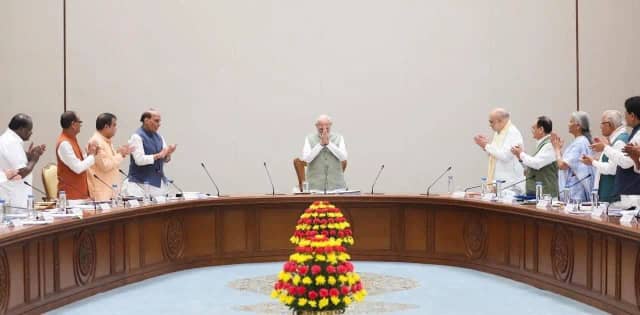 अहमदाबाद मेट्रो फेज-2, अमरावती में दो इंफ्रास्ट्रक्चर प्रोजेक्ट्स को मंजूरी