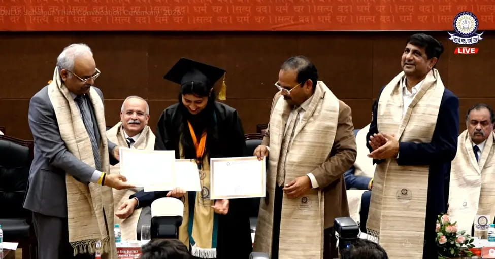 जस्टिस माहेश्वरी बोले-संविधान की असली परीक्षा शक्तिहीन और अल्पसंख्यकों के साथ किए व्यवहार से होती है