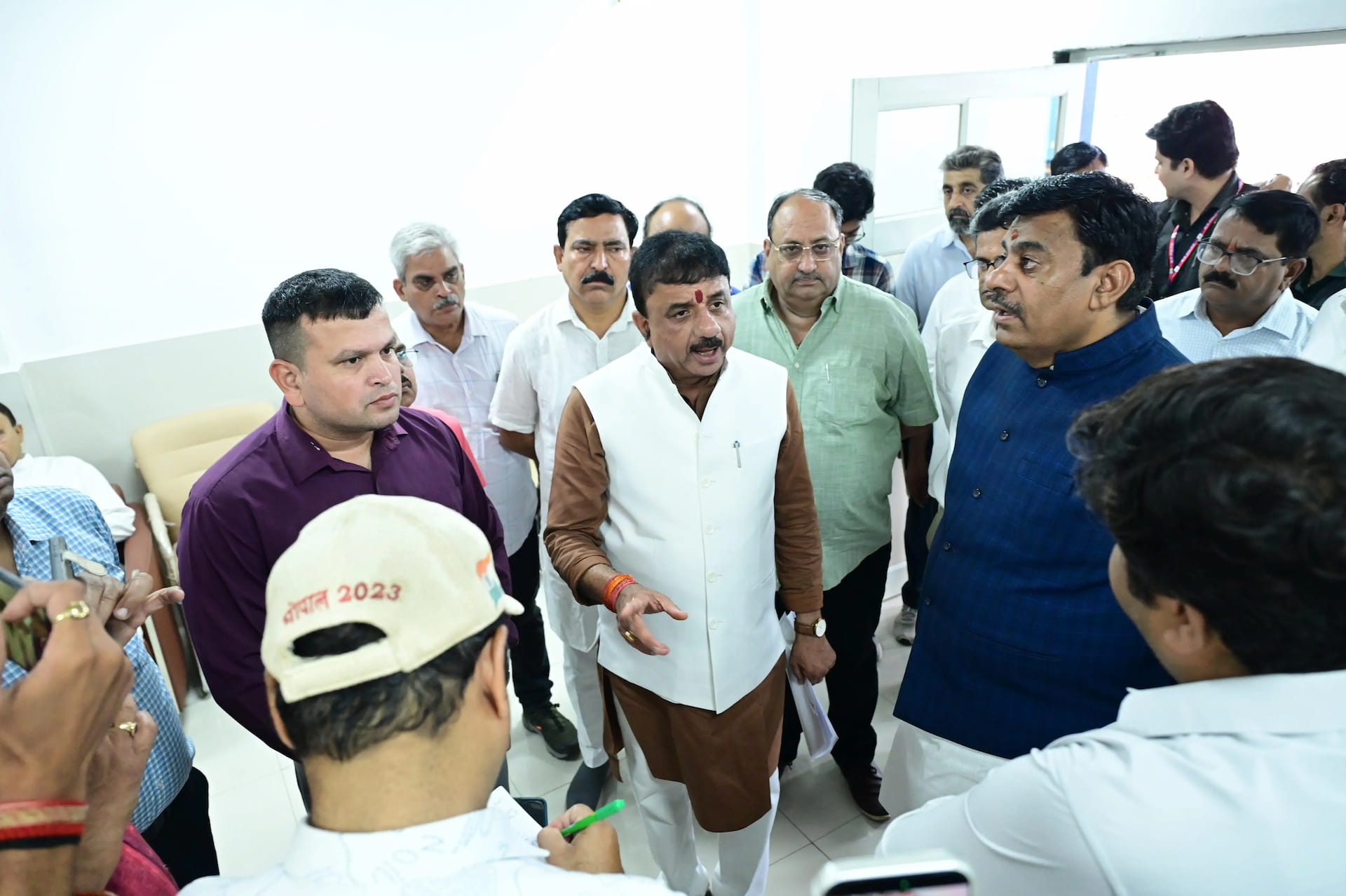 सांसद आलोक शर्मा बोले...सिंहस्थ 2028 की जरूरतों को ध्यान में रखकर हो संत हिरदाराम नगर स्टेशन का विकास