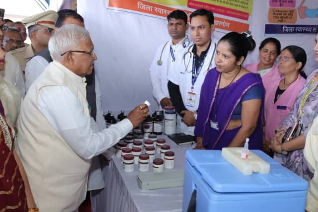 राज्यपाल मंगुभाई पटेल पांच साल में मप्र के सभी 55 जिलों में पहुंचे, किए 220 से ज्यादा दौरे
