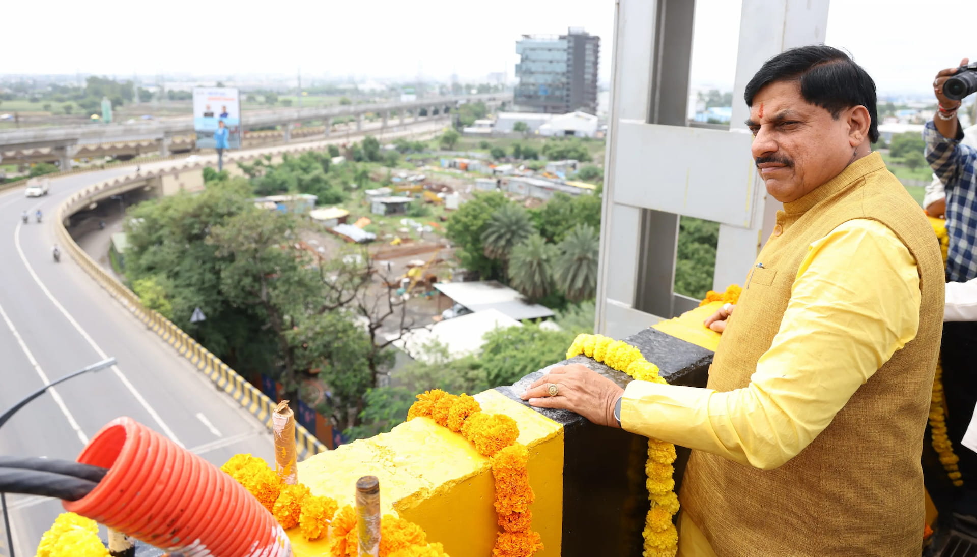 मुख्यमंत्री डॉ. मोहन यादव ने प्रदेश के पहले डबल लेयर फ्लाईओवर की एक भुजा का किया लोकार्पण