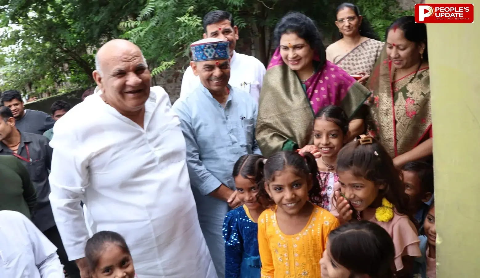 जन-विश्वास अभियान में जनता की चौखट पर पहुंची सरकार, मंत्रियों ने सुनीं समस्याएं और मौके पर दिए समाधान