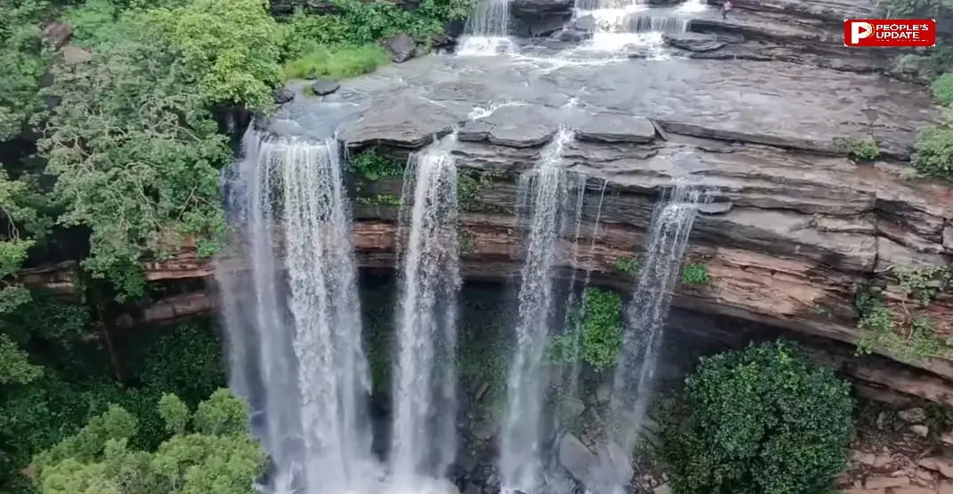 दमोह का नसेनिया फॉल; यहां आएंगे तो देखते रह जाएंगे मनोरम नजारा, प्राकृतिक सौंदर्य और प्राचीनता का संगम