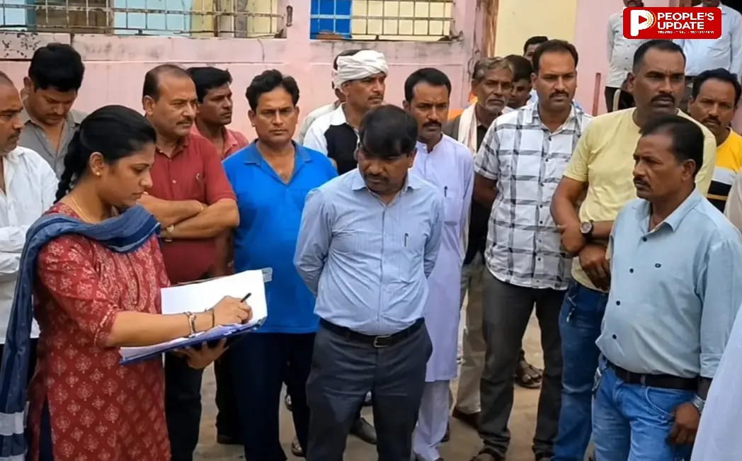 गरीबों के राशन पर डाका पड़ा भारी, सिद्दीकगंज विक्रेता पर गिरी प्रशासन की गाज; 7.70 लाख की वसूली