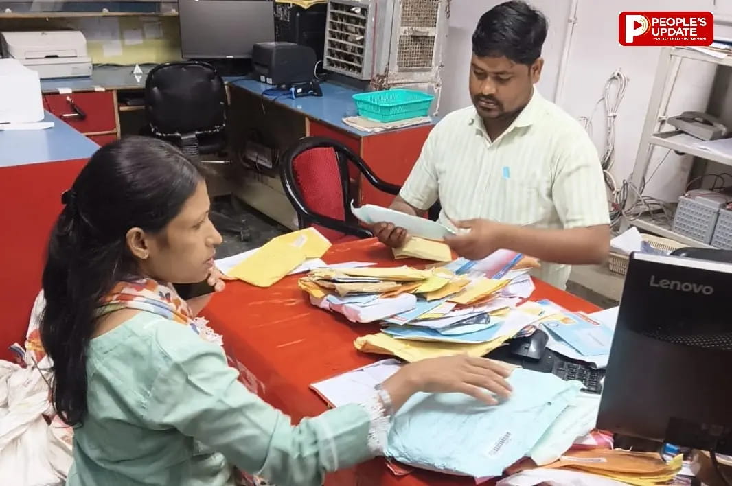 भाइयों की कलाई पर सजें प्यार के धागे, इसलिए 500 पोस्टमैन ने छोड़े वीक ऑफ और त्योहार की छुट्टी
