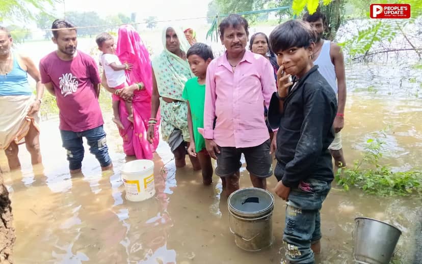 बाणसागर के बैकवाटर से कटनी के कुटेश्वर में बाढ़ जैसे हालात, घरों में भरा डैम का पानी