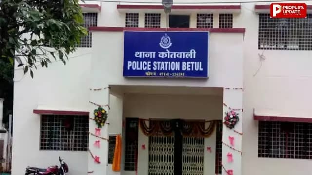 धर्मांतरण या प्रार्थना…बैतूल में राष्ट्रीय हिंदू सेना ने किया विरोध प्रदर्शन, दो लोग हिरासत में