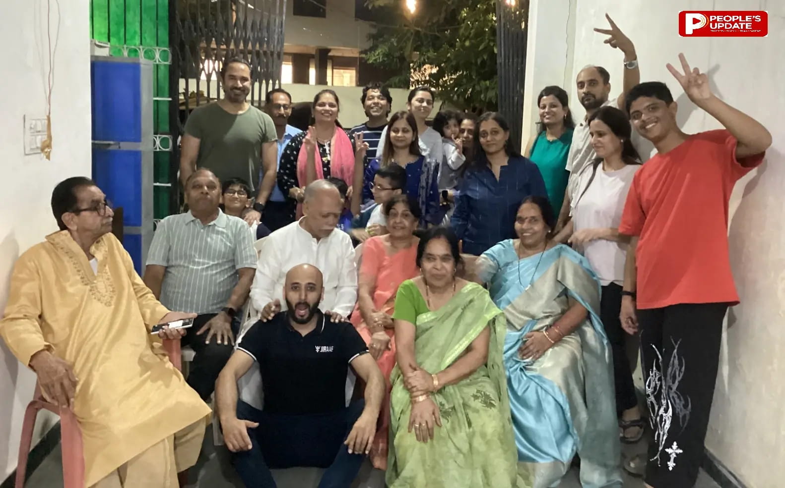 फैमिली डे-दूरी रिश्तों में नहीं, सिर्फ शहरों में, वेकेशन से लेकर हर त्योहार तक मनाते हैं साथ