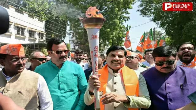 PM मोदी के राष्ट्रसेवा के 25 साल, सेवा ज्योति यात्रा में बोले CM मोहन यादव-विकास की नई ऊंचाइयों पर पहुंच रहा भारत