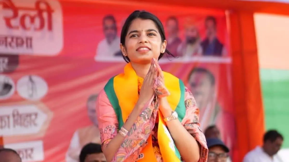 इस बार जागेगा BENGAL! हुगली में मैथिली ठाकुर का बड़ा बयान