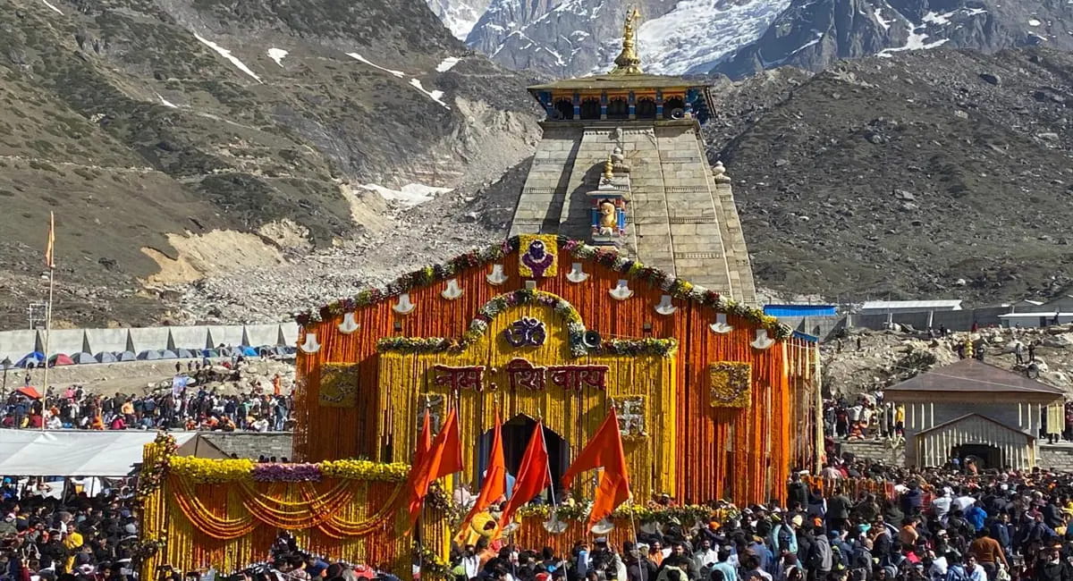 केदारनाथ थाम के पहले ही सप्ताह 1000 किलो प्लास्टिक कचरा हुआ जमा, तो 'स्वच्छता ही सेवा’ बना नई पहचान