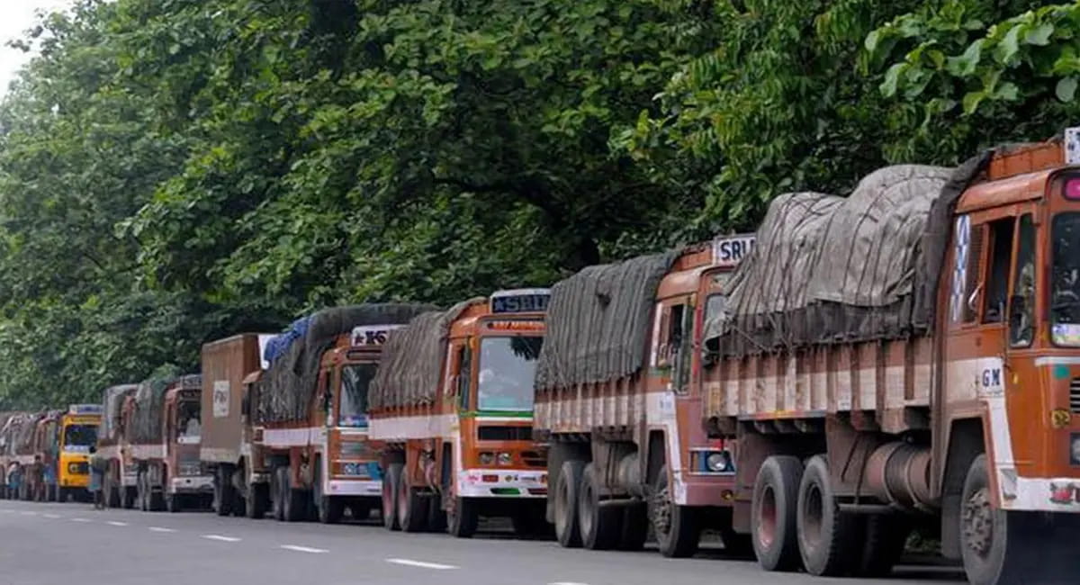 RTO चेकपोस्ट पर हाईकोर्ट का यू-टर्न, ट्रांसपोर्ट कारोबारियों को बड़ी राहत, फैसले से ट्रांसपोर्ट सेक्टर खुश