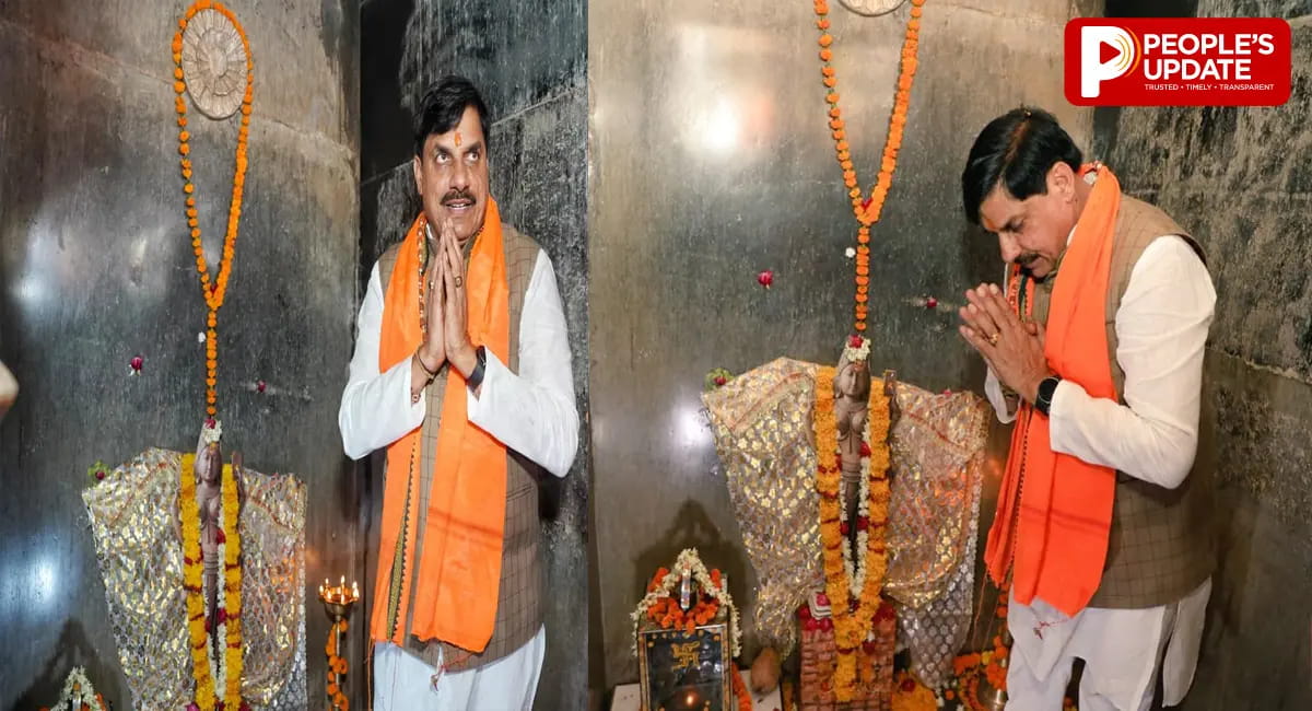वैदिक मंत्रों के बीच की पूजा-अर्चना, गूंजे ‘जय मां सरस्वती’ के जयकारे