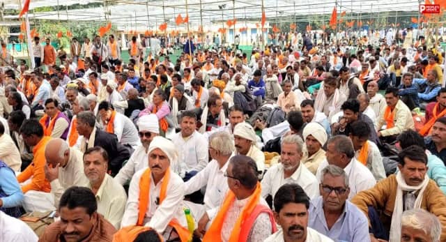 बैरिकेड तोड़ भोपाल की ओर कूच… CM हाउस घेरने की चेतावनी