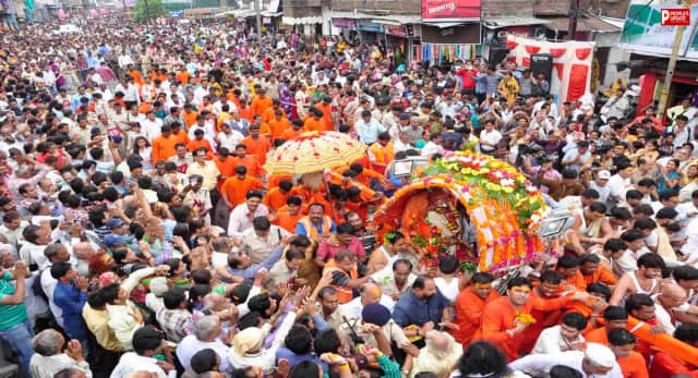 सावन के दूसरे सोमवार उज्जैन में निकली बाबा महाकाल की सवारी, जयकारों से गूंजा शहर; देखें भव्य नजारा