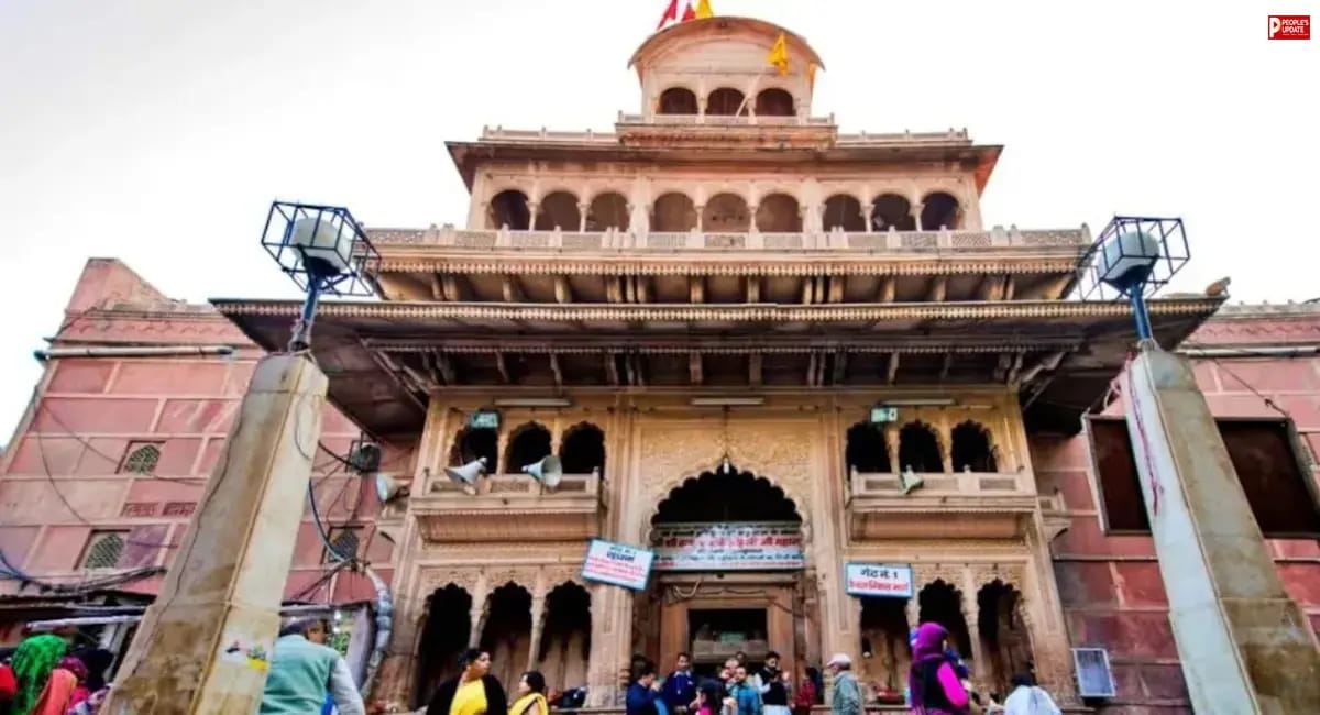 ‘चढ़ावे की चोरी नहीं होने देंगे’, बांके बिहारी मंदिर के चढ़ावे पर SC सख्त! कहा- दान का एक-एक पैसा मंदिर के खजाने में पहुंचेगा