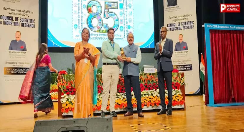 दमोह के मयंक का कमाल! CSIR की 85वीं वर्षगांठ पर डिजाइन वाला डाक टिकट जारी, केंद्रीय मंत्री ने किया विमोचन