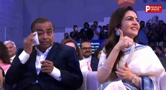 जब अनंत-ईशा ने याद दिलाया जियो का सफर, 'भावुक हुए मुकेश अंबानी, छलक पड़े आंसू', जियो की धमाकेदार लिस्टिंग ने रचा इतिहास!
