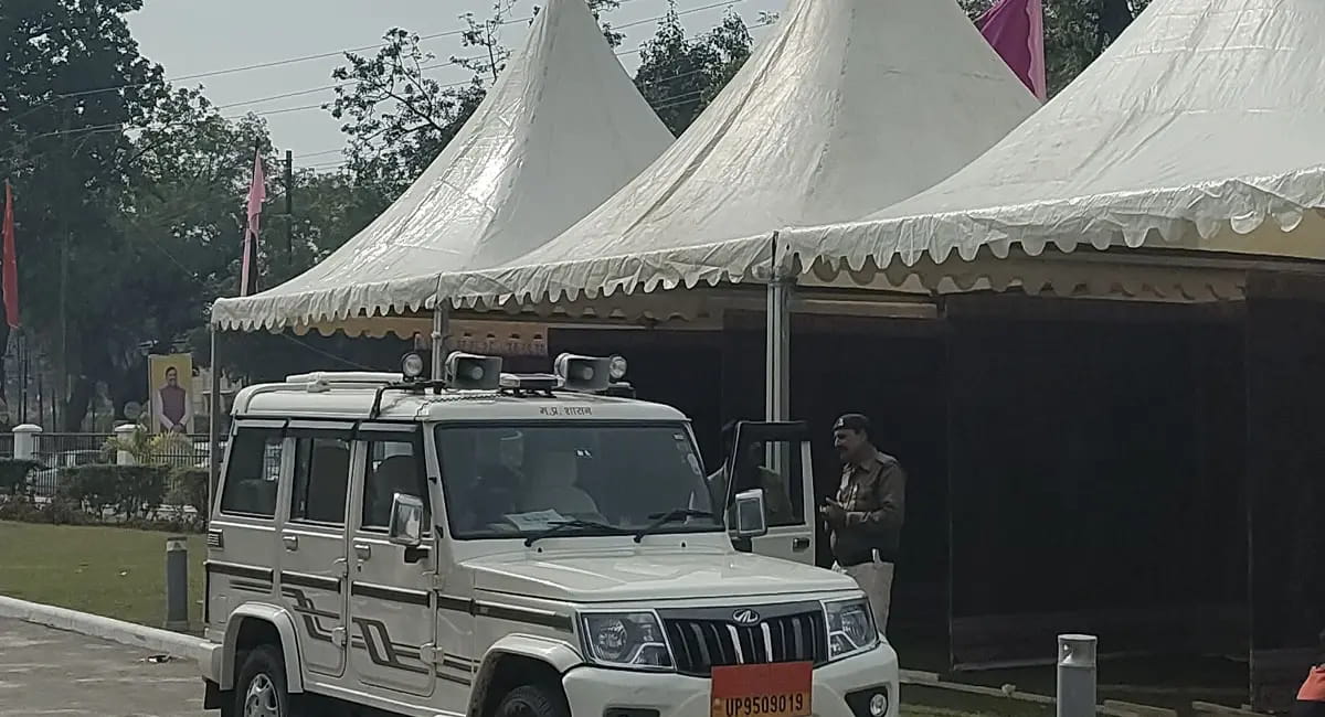 सीएम डॉ. मोहन यादव आज रात खजुराहो पहुंचेंगे, 8-9 दिसंबर को कैबिनेट बैठक की अध्यक्षता करेंगे