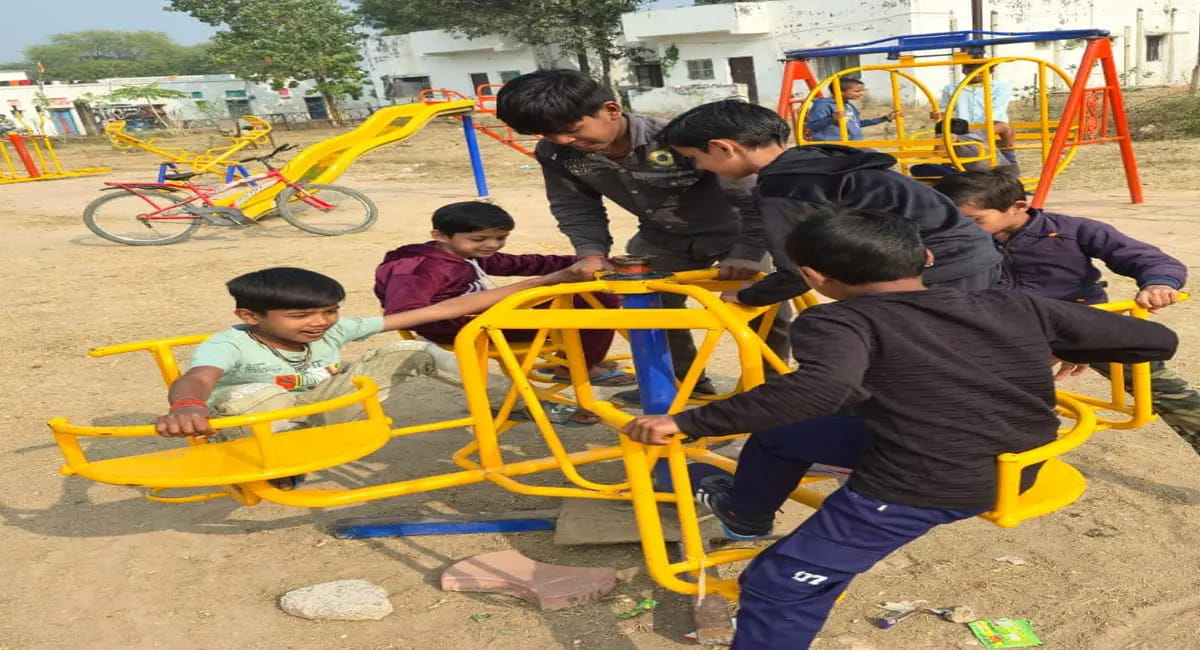 बिजावर को मिला स्वास्थ्य का तोहफा, विधायक राजेश शुक्ला की पहल से जगह-जगह 'ओपन जिम' की सौगात