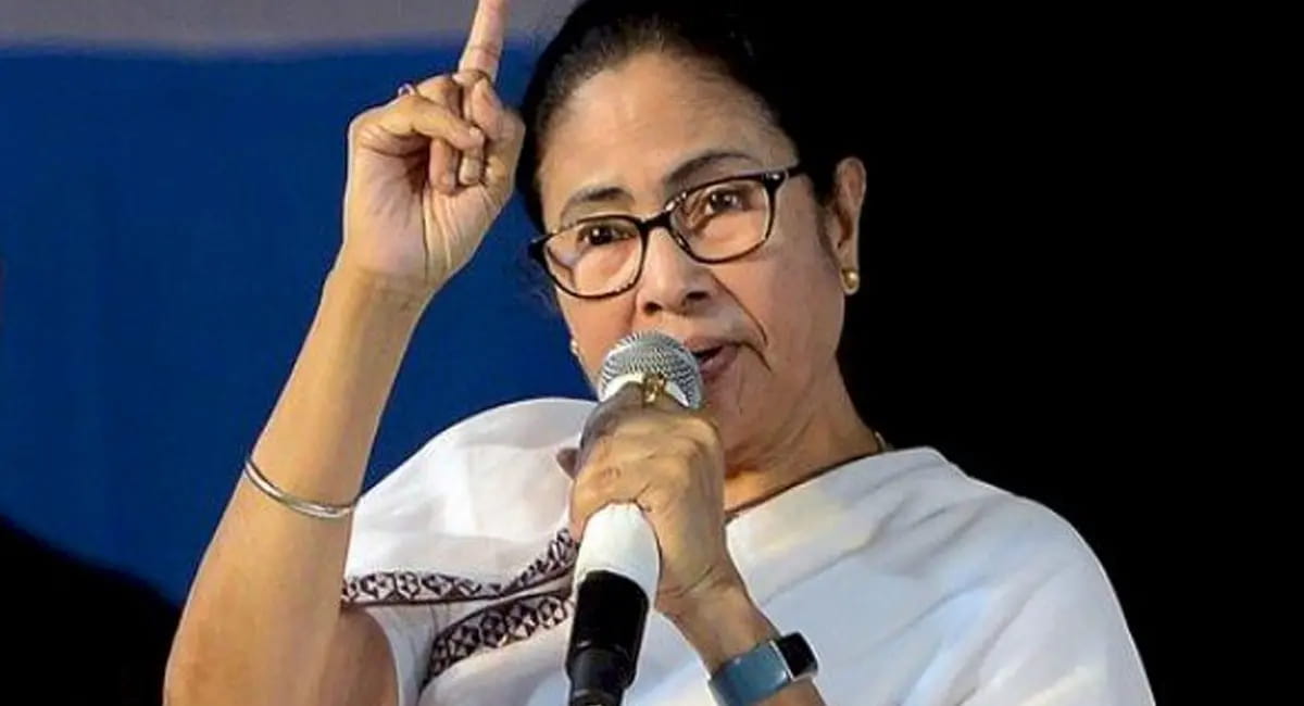 बोलीं- प्रोसेस में गंभीर गलतियां, EC बिना सरकार को बताएं ऑब्जर्वर नियुक्त कर रहा