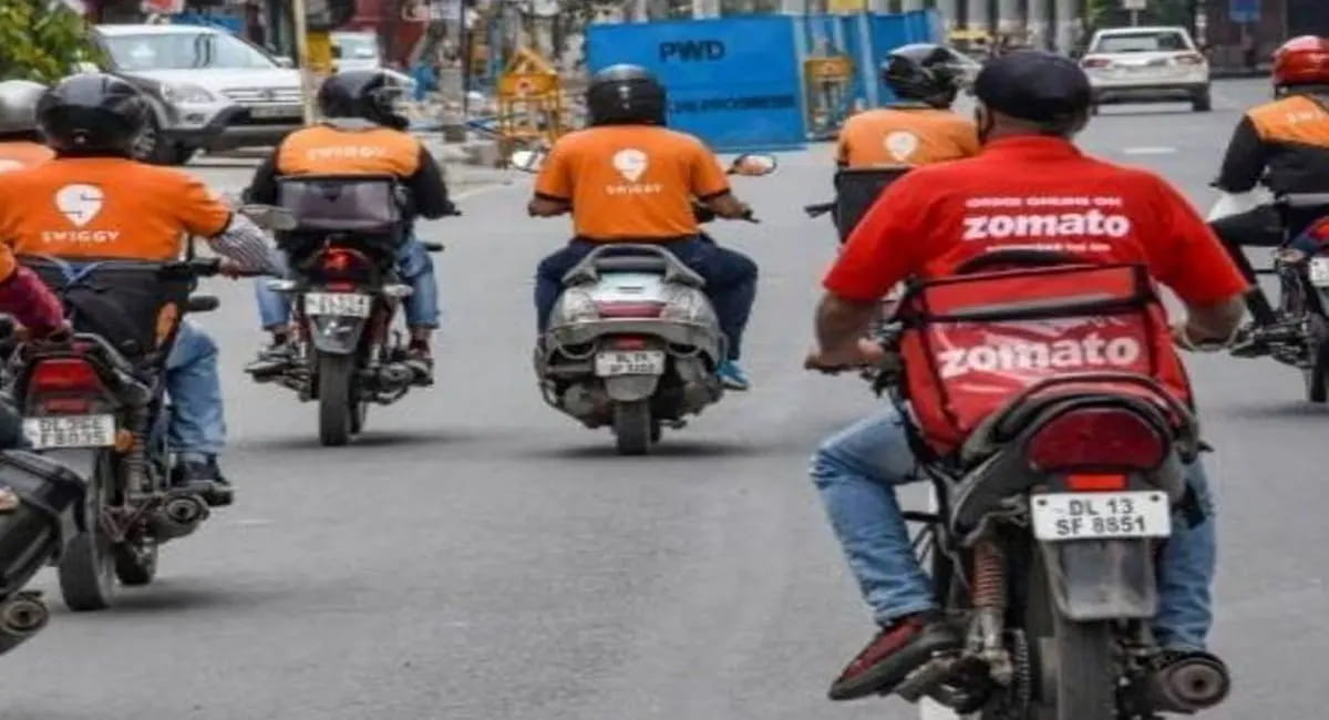 गिग वर्कर्स का देशभर में 31 दिसंबर को हड़ताल का ऐलान, स्विगी-फ्लिपकार्ट सहित कई कंपनियों पर असर