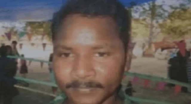 हिड़मा के करीबी कमांडर बारसे देवा तेलंगाना में करेगा आत्म समर्पण, 40 अन्य माओवादी भी समर्पण करने तेलंगाना पहुंचे