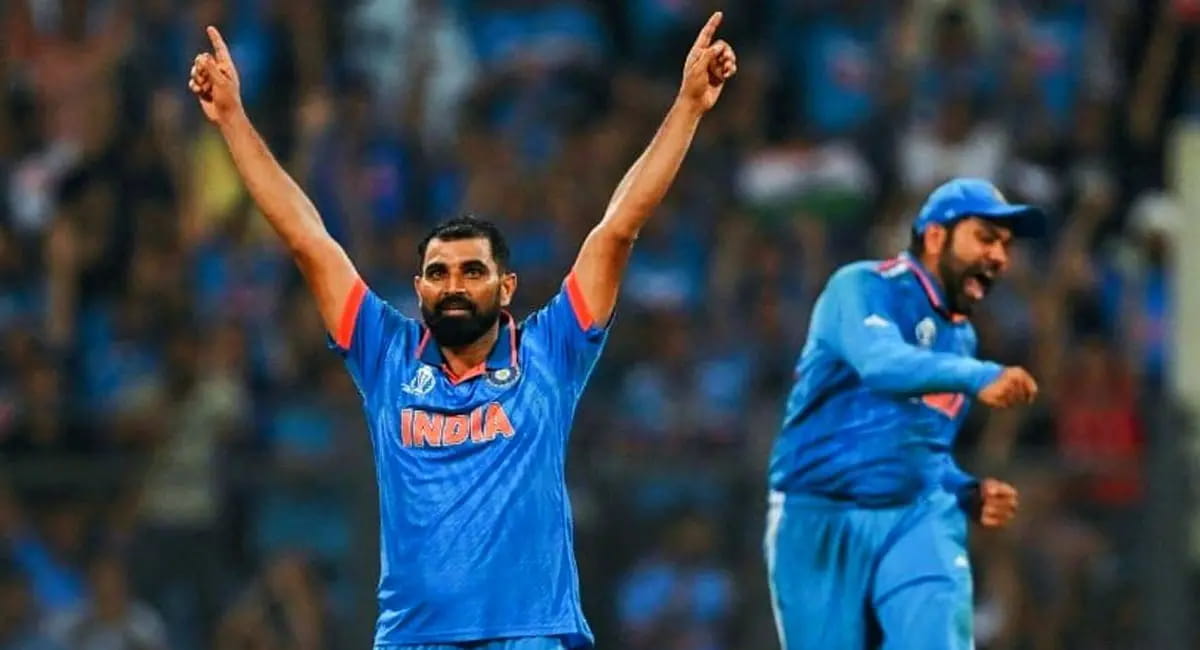 मोहम्मद शमी की एक गलती और चुनाव आयोग ने जारी किया नोटिस, SIR फॉर्म में हुई ये चूक