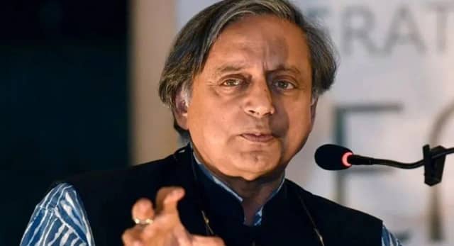 नेहरू को सुविधाजनक बलि का बकरा बनाया गया, उनकी गलती स्वीकारना जरूरी, लेकिन हर परेशानी के लिए वे जिम्मेदारी नहीं
