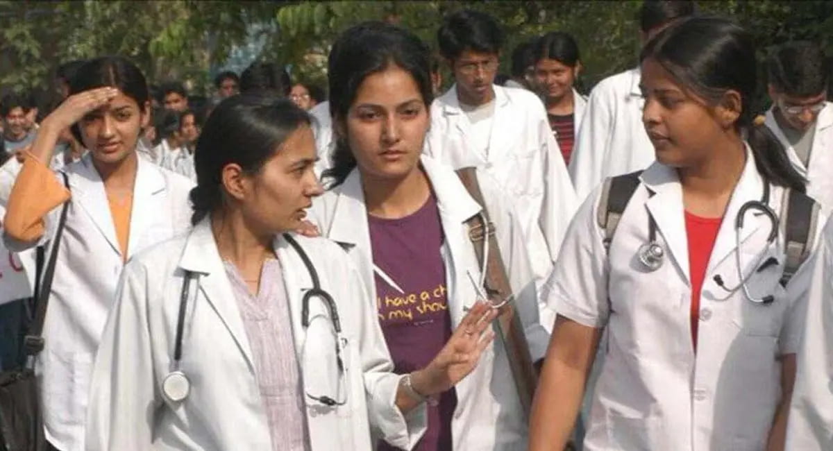 सरकार ने NEET PG में की बड़ी कटौती, देर न करें जानें पूरी खबर