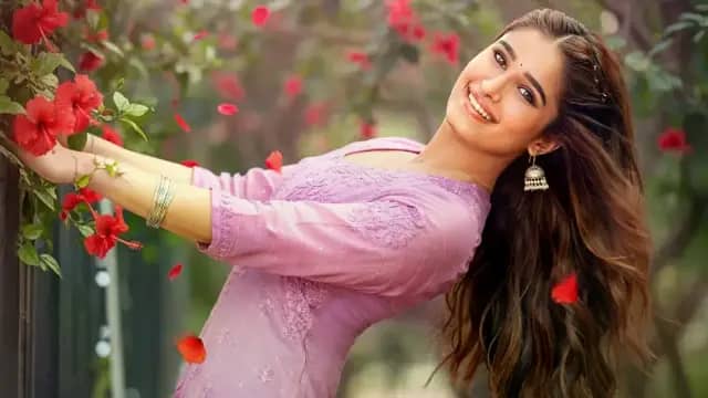 राशा थडानी की ‘श्रीनिवास मंगापुरम’ का मोशन पोस्टर रिलीज