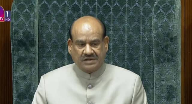 रिजिजू बोले- चर्चा होने दे, रोज हम सबका समय बर्बाद हो रहा