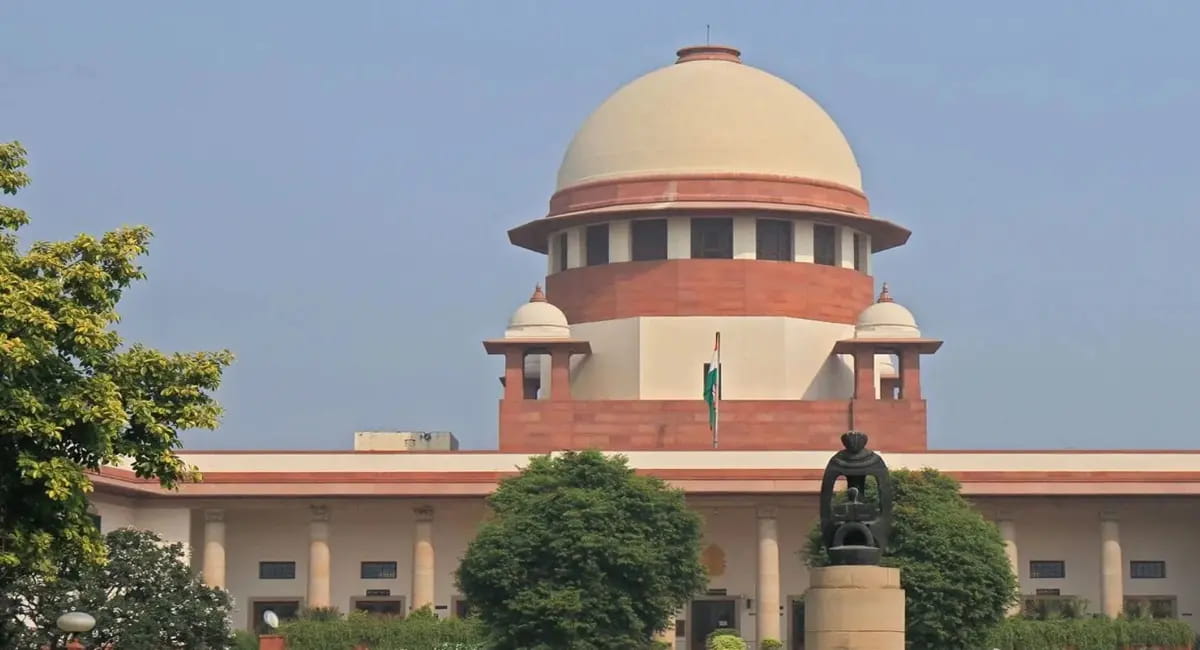 सड़क सुरक्षा पर सुप्रीम कोर्ट का कड़ा रुख, राज्यों और NHAI को लगाई फटकार