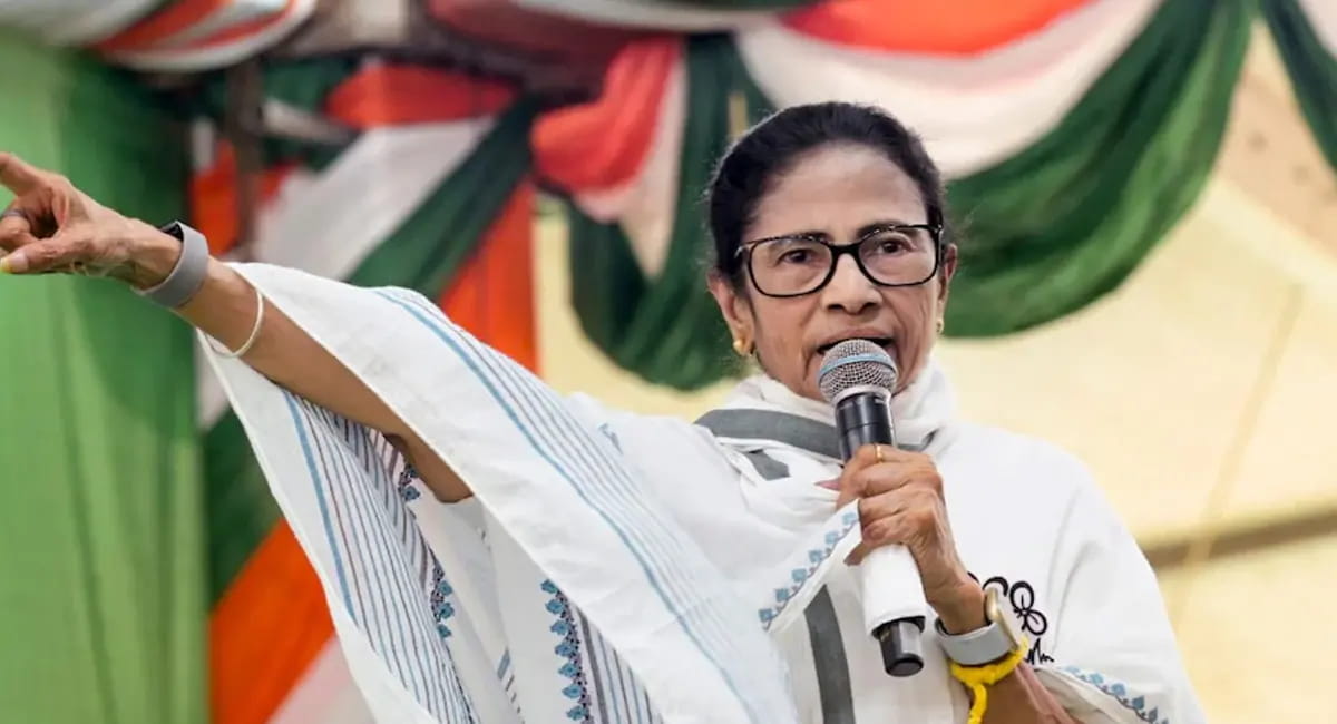 ममता बोलीं- मोदी ने संबोधन में भाजपा का प्रचार किया, चुनाव आयोग से इसकी शिकायत करेंगे