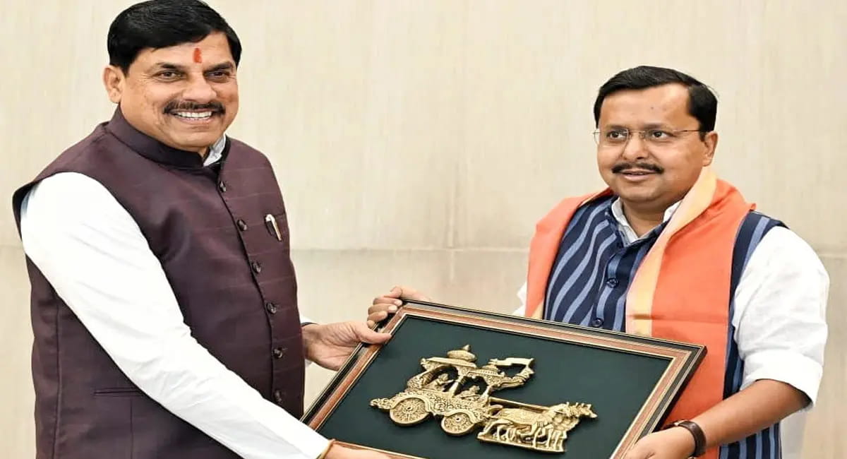 नितिन नबीन से मुलाकात के बाद एमपी की राजनीति गरमाई
