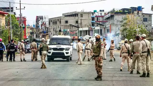 राज्यभर में ईंधन का सूखा, खाने का राशन भी खत्म, क्यों बनी ऐसी स्थिति