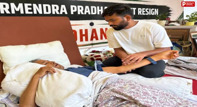 8.5 किलो वजन घटा, कई नेताओं और हस्तियों ने की अनशन खत्म करने की अपील