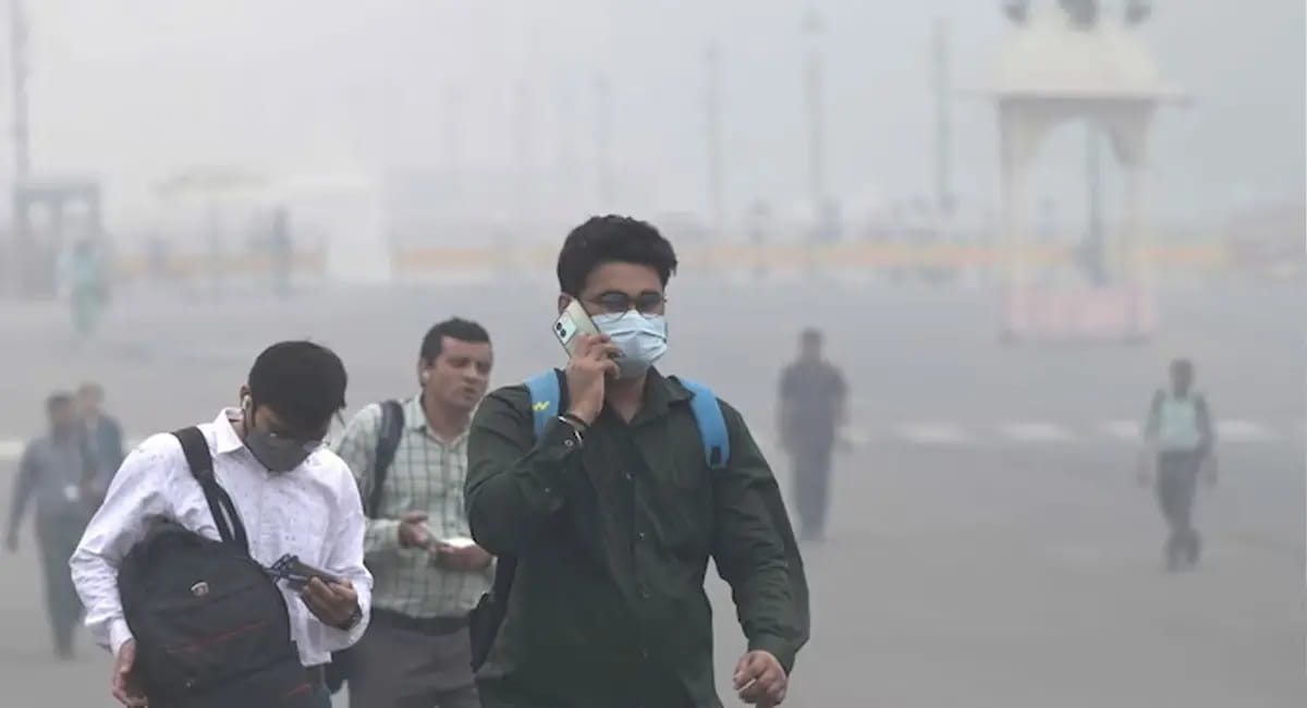 दिल्ली में 50% वर्क‑फ्रॉम‑होम अनिवार्य, मजदूरों के खातों में भेजे जाएंगे 10 हजार रुपए