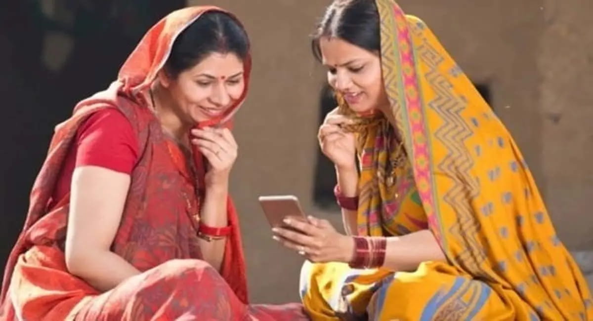 लाड़ली बहनों पर बरसा खजाना, महिलाओं को क्या-क्या मिला?