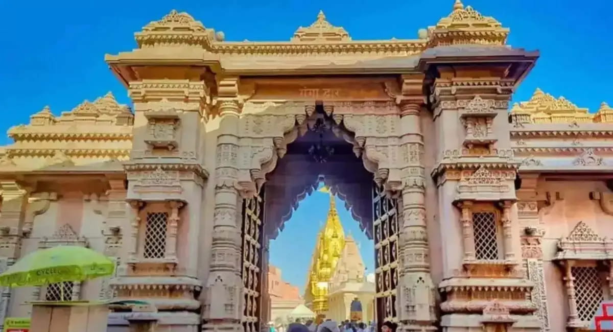 महिला दिवस पर काशी विश्वनाथ मंदिर का बड़ा फैसला