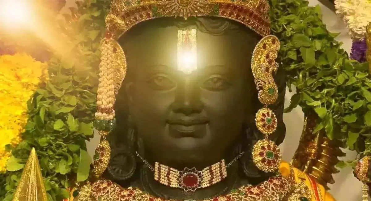 9 मिनट तक सूर्य की किरणों से सजा ललाट, स्वर्ण पीतांबर में दिखे प्रभु श्रीराम!