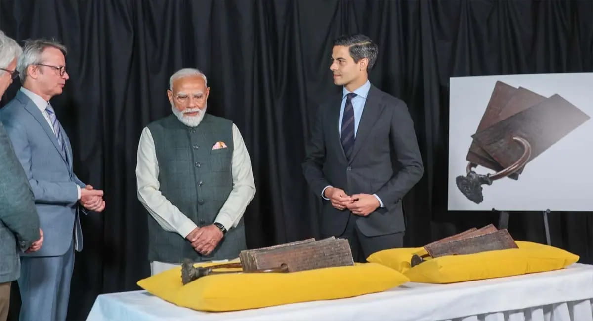 नीदरलैंड ने लौटाए प्राचीन ताम्र-पत्र, PM मोदी ने कहा- 'हर भारतीय के लिए गर्व का पल'