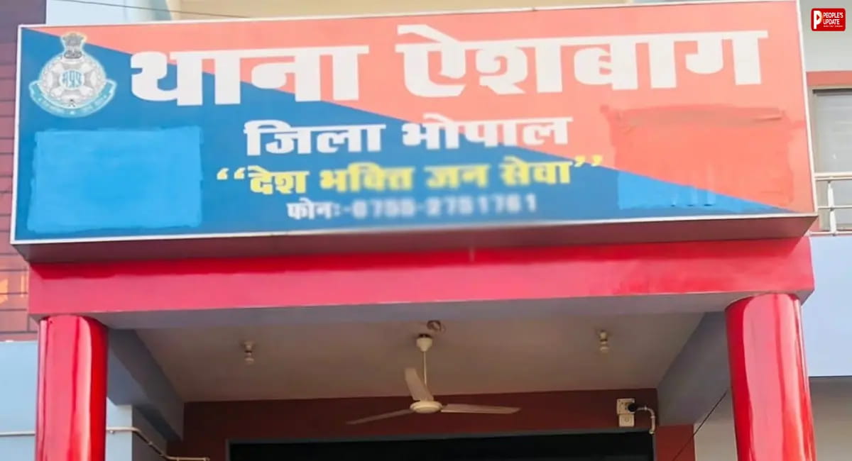 बंद घर में मिले शव, बदबू आने पर हुआ खुलासा