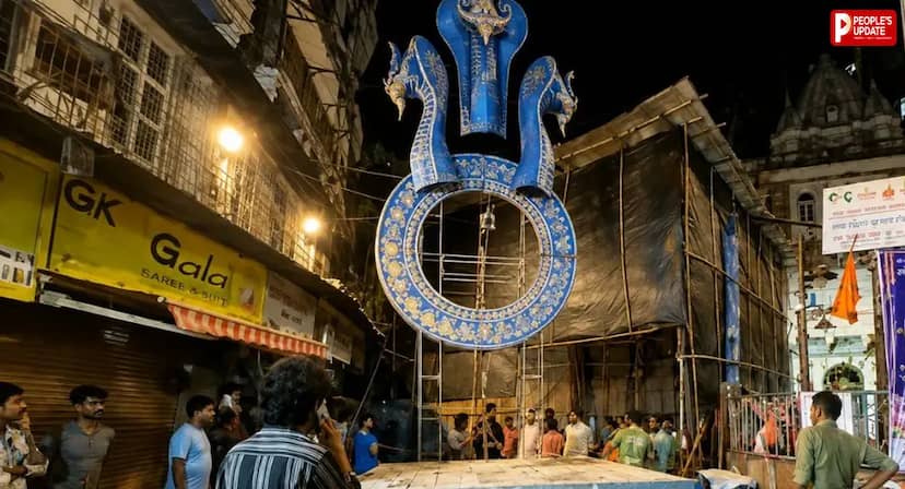 मुंबई में ‘भुलेश्वर चा राजा’ के आगमन पर हादसा, 22 फीट ऊंची मूर्ति श्रद्धालुओं पर गिरी, 2 की मौत; 5 लोग घायल