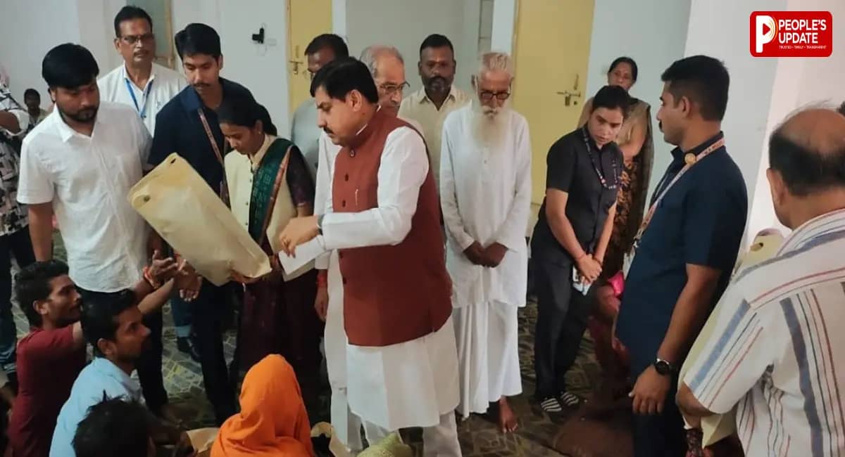 चित्रकूट में चारों तरफ बाढ़ का सैलाब! 350 लोगों का रेस्क्यू, हेलिकॉप्टर से बचाई 2 जान, अधिकारियों को अलर्ट रहने के निर्देश