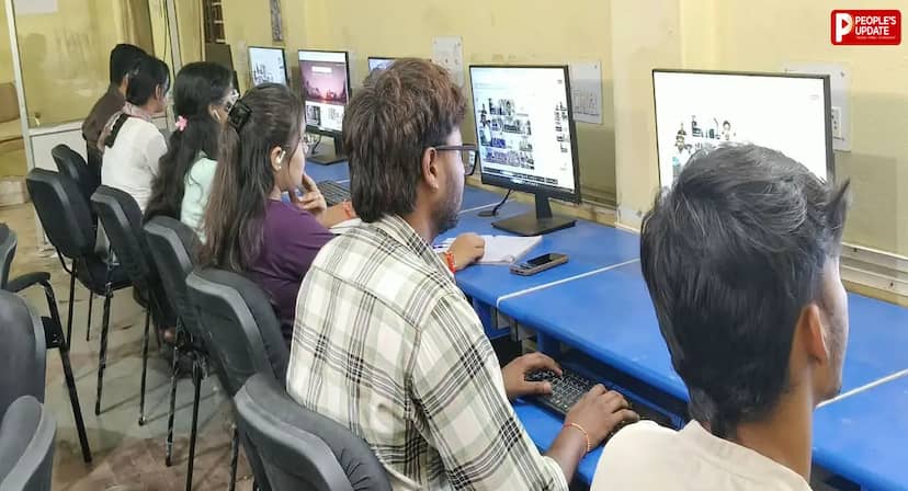बड़वानी कॉलेज में AI और FinTech की कक्षाएं शुरू, IIT दिल्ली के विशेषज्ञ देंगे प्रशिक्षण
