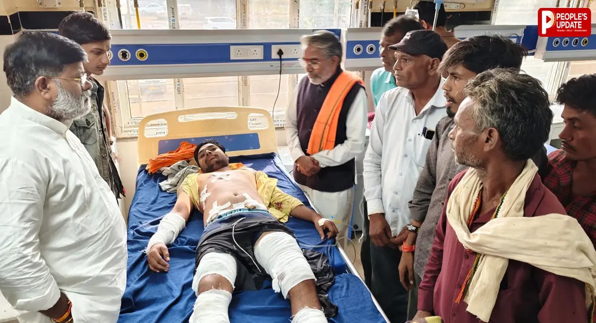 गुना के बेरखेड़ी गांव में बदमाशों का आतंक! घर में घुसकर फायरिंग, 3 ग्रामीण घायल; एक गंभीर हालत में रेफर