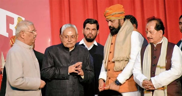 बिहार में विभागों का बंटवारा, CM नीतीश ने अपने पास रखा गृह विभाग, वित्त विभाग BJP को दिया, नए मंत्रिमंडल में विभागों का बंटवारा