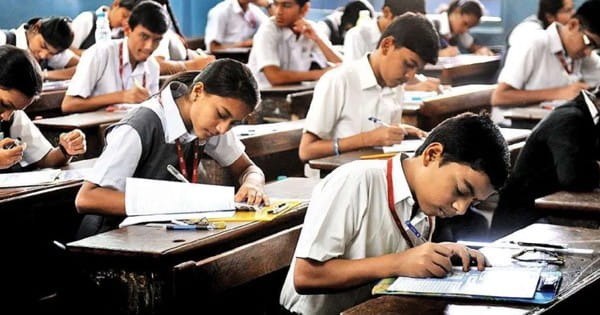 MP Board Exam 2024 : इस बार सख्त होंगे नियम, 10वीं-12वीं की परीक्षा कल से; केंद्रों पर एक घंटा पहले पहुंचना अनिवार्य, ऐसी रहेगी सुरक्षा